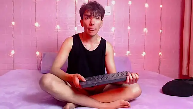 wet valery online show from March 20, 10:03 pm