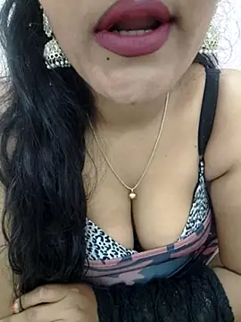 priya 00143 online show from December 2, 4:29 am