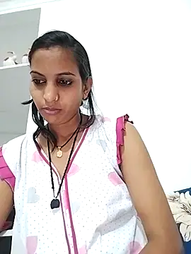 Hotty-Nidhi online show from March 20, 3:02 am