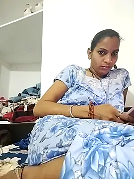 Hotty-Nidhi online show from March 22, 2:48 am