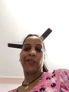 Hotty-Nidhi online show from September 19, 3:52 am