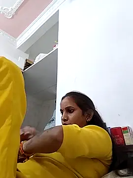 Hotty-Nidhi online show from September 25, 6:28 am