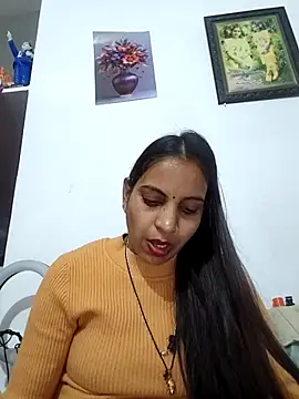 Hotty-Nidhi online show from February 2, 5:00 pm