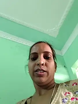 Hotty-Nidhi online show from February 28, 2:34 am