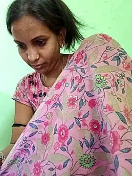 Hotty-Nidhi online show from March 5, 4:52 am
