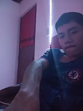 Snapshot of Zeusomauricio chatting on June 16, 4:26 am Zeusomauricio online show from June 16, 4:26 am