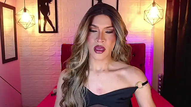 agatha rodriguez online show from May 30, 1:46 am