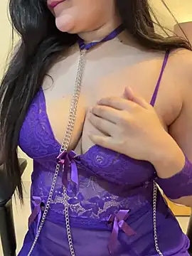 Snapshot of yours_chahat chatting on June 25, 3:27 pm yours chahat online show from June 25, 3:27 pm