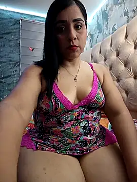 L ucero online show from October 1, 10:16 pm