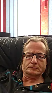 namorreyeb1 online show from December 28, 1:38 pm