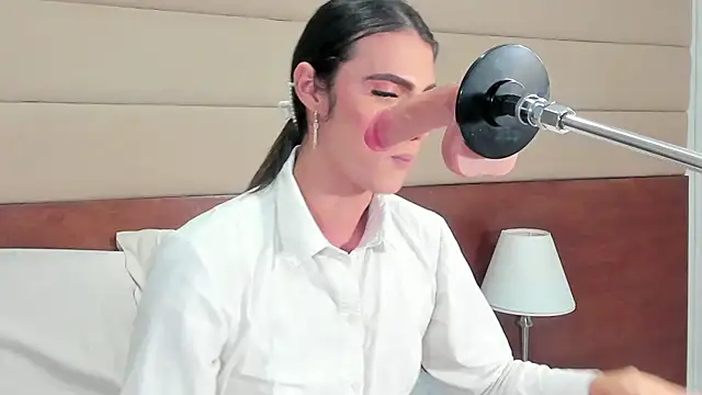 shantall skinny online show from October 10, 4:00 am