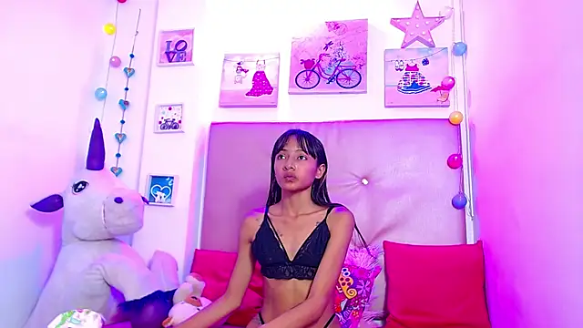 lili roussi online show from March 14, 9:57 am