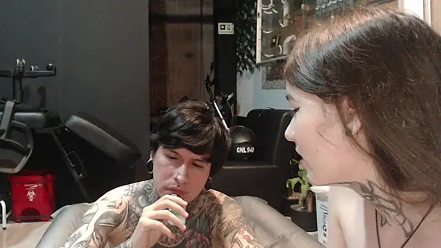 Snapshot of Alucard-Carmila chatting on September 19, 4:25 am Alucard-Carmila online show from September 19, 4:25 am