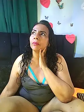 Snapshot of AlexaNovoa_ chatting on February 17, 12:51 am AlexaNovoa online show from February 17, 12:51 am