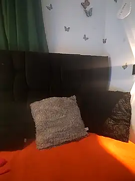 Snapshot of AlexaNovoa_ chatting on February 24, 1:36 am AlexaNovoa online show from February 24, 1:36 am