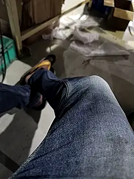 Snapshot of pmr1997 chatting on March 19, 10:20 pm pmr1997 online show from March 19, 10:20 pm