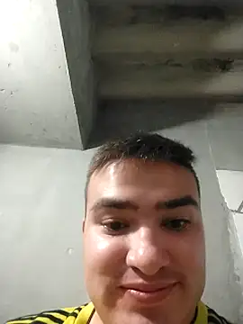 Snapshot of Andy-rtg chatting on March 12, 4:30 am Andy-rtg online show from March 12, 4:30 am