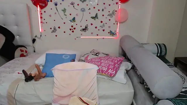 Olgahunder online show from February 8, 11:52 pm