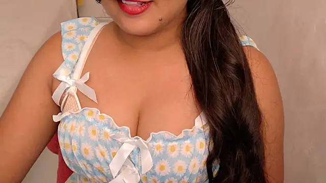 Snapshot of Cludi-New chatting on July 17, 4:52 am Cludi-New online show from July 17, 4:52 am