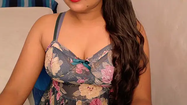 Snapshot of Cludi-New chatting on August 6, 2:35 am Cludi-New online show from August 6, 2:35 am