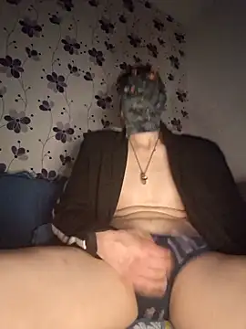 ThePython666 online show from March 10, 6:12 pm