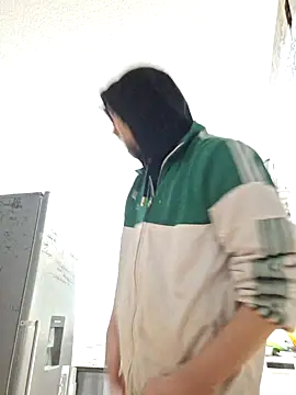 ThePython666 online show from November 15, 7:05 am