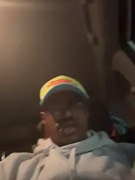 kngkeeem online show from February 20, 1:24 am