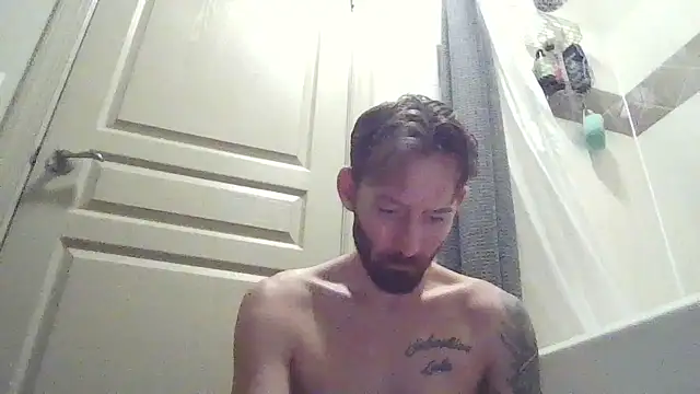 Snapshot of whowantsacreampie chatting on October 25, 2:02 pm whowantsacreampie online show from October 25, 2:02 pm