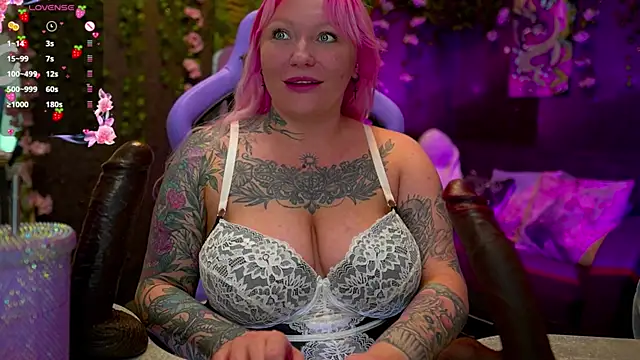 BlackedBarbie online show from September 21, 7:15 pm