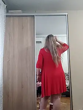 Irina3718 online show from November 13, 5:39 am