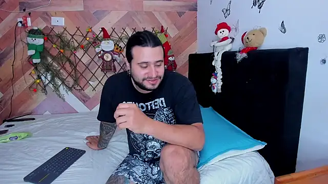 EmilyandChristianTattoos online show from December 2, 11:11 pm