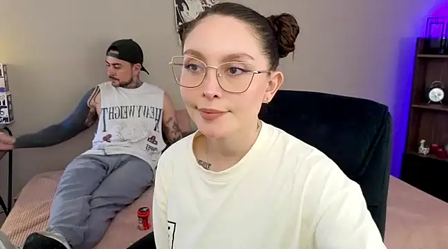 Snapshot of Te_para_2 chatting on March 13, 9:05 pm Te para 2 online show from March 13, 9:05 pm