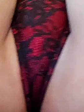 TiffiChantiT2 online show from March 18, 9:20 am