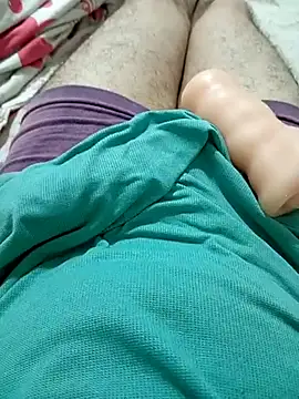 Snapshot of barman_pervertido chatting on March 21, 12:17 pm barman pervertido online show from March 21, 12:17 pm