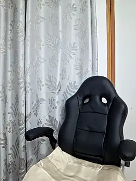 Chris Alzate online show from March 22, 2:05 am