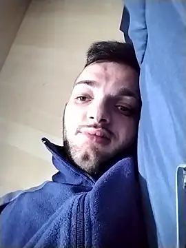 Francescodicristina44 online show from April 15, 7:58 pm