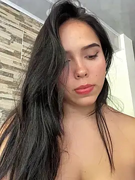 Snapshot of LunaCandy_ chatting on March 14, 9:32 pm LunaCandy  online show from March 14, 9:32 pm