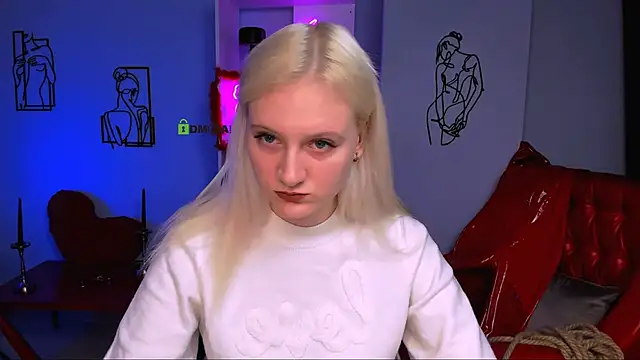 madam uliis online show from March 14, 8:42 am