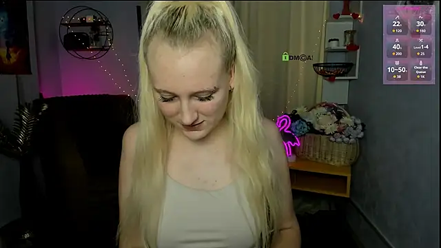 Snapshot of madam_uliis chatting on May 15, 12:34 pm madam uliis online show from May 15, 12:34 pm