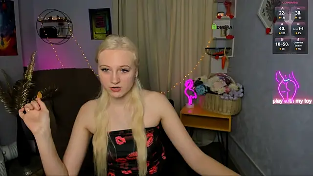 Snapshot of madam_uliis chatting on May 27, 8:55 am madam uliis online show from May 27, 8:55 am