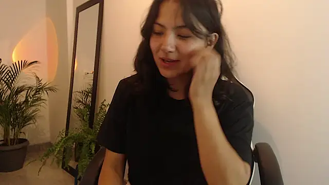 Snapshot of Asaray_T chatting on May 30, 12:52 am Asaray T online show from May 30, 12:52 am