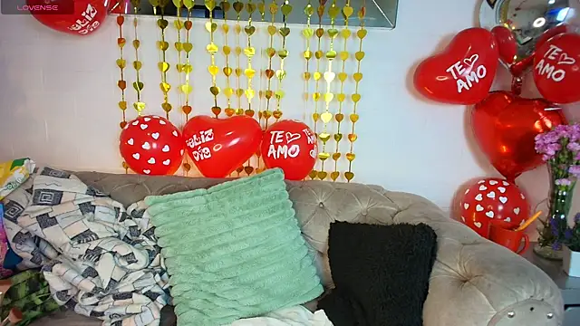 EllenaBoobs  online show from September 10, 6:13 am