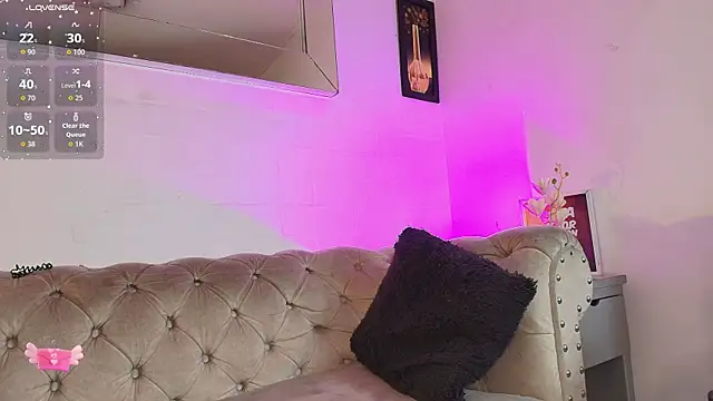 EllenaBoobs  online show from November 21, 5:50 am