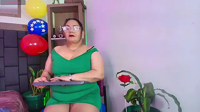 EllenaBoobs  online show from July 10, 3:33 am