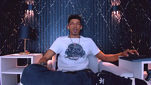 Gregory Sforza online show from April 5, 3:15 am