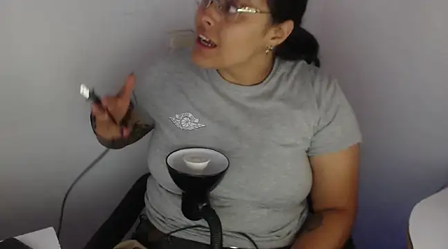 milu saenz 8 online show from March 14, 12:18 pm