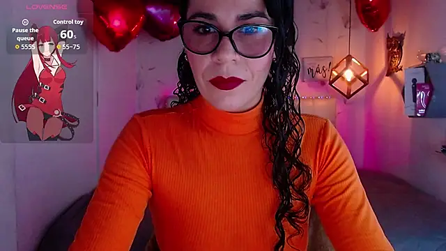 mia velvet1 online show from December 17, 4:02 pm