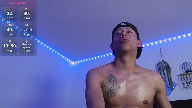 labrinthteasing online show from March 28, 1:16 am