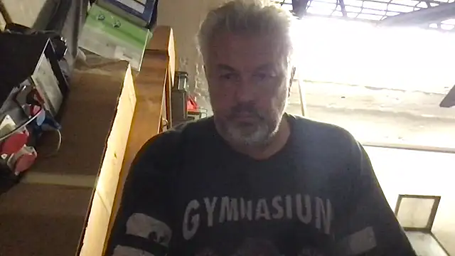 Snapshot of Berg_Boy chatting on September 19, 9:32 am Berg Boy online show from September 19, 9:32 am