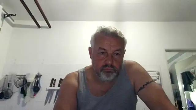 Snapshot of Berg_Boy chatting on September 26, 5:11 am Berg Boy online show from September 26, 5:11 am